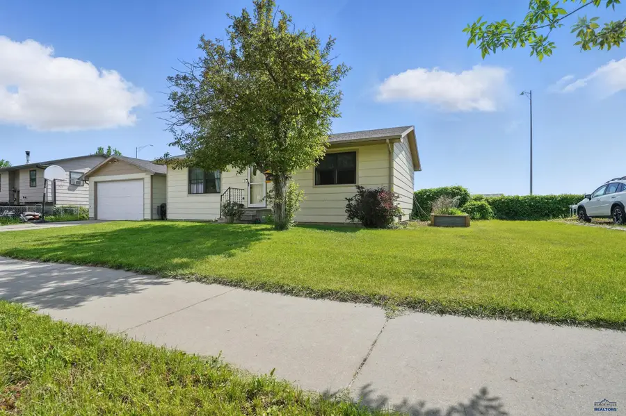 4012 Chief Dr, Rapid City, SD 57701 - #2