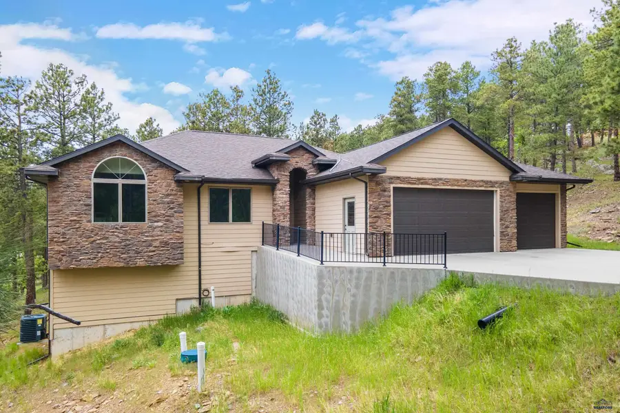 23487 Dry Sage Ln, Rapid City, SD 57702 - Image #2