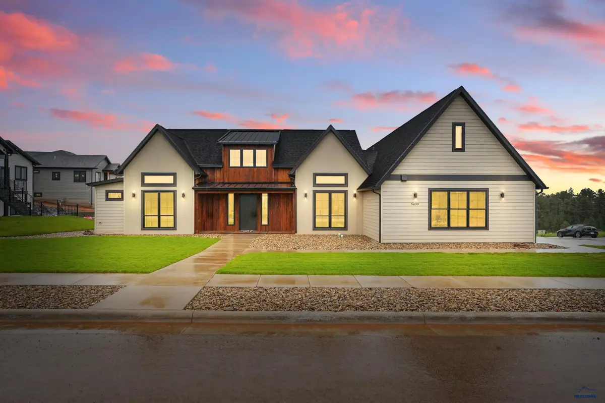 5630 Cloud Peak Dr, Rapid City, SD 57702 - Image #1