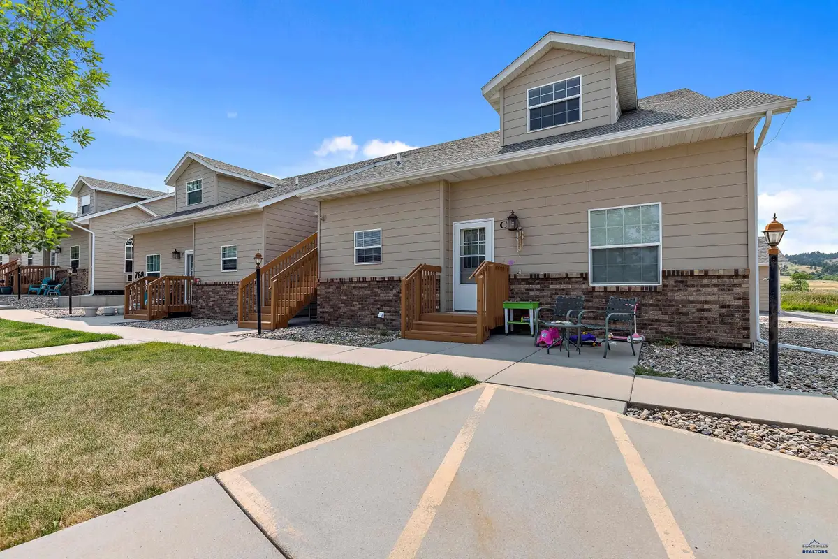 768 Earleen St, Rapid City, SD 57701 - Image #1