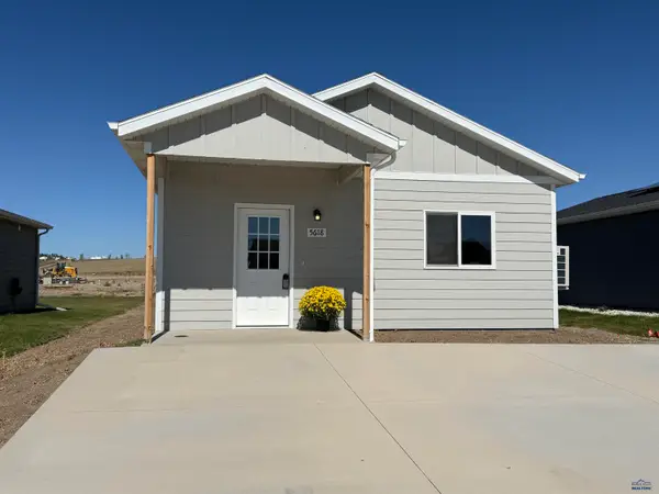 5618 Bridge Dr, Rapid City, SD 57703