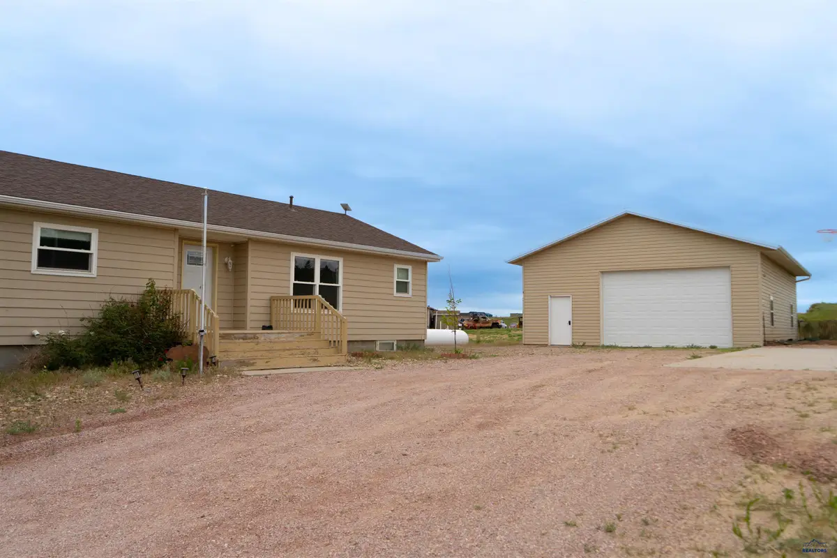 13382 Sea Gull Rd, Hot Springs, SD 57747 - Image #1