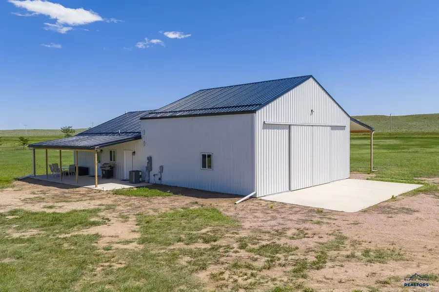 13236 Hillsview Dr, Hot Springs, SD 57747 - Image #3