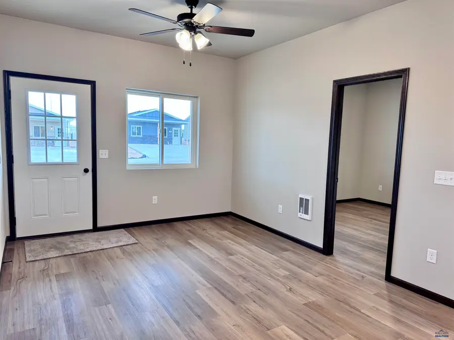 5625 Bridge Dr, Rapid City, SD 57703 - Image #3
