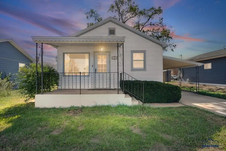 705 E Denver, Rapid City, SD 57701 - Image #3