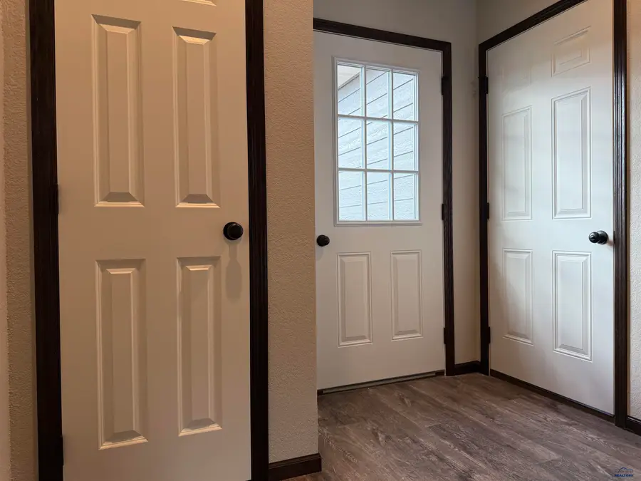 3924 Haralson Ln, Rapid City, SD 57703 - Image #2