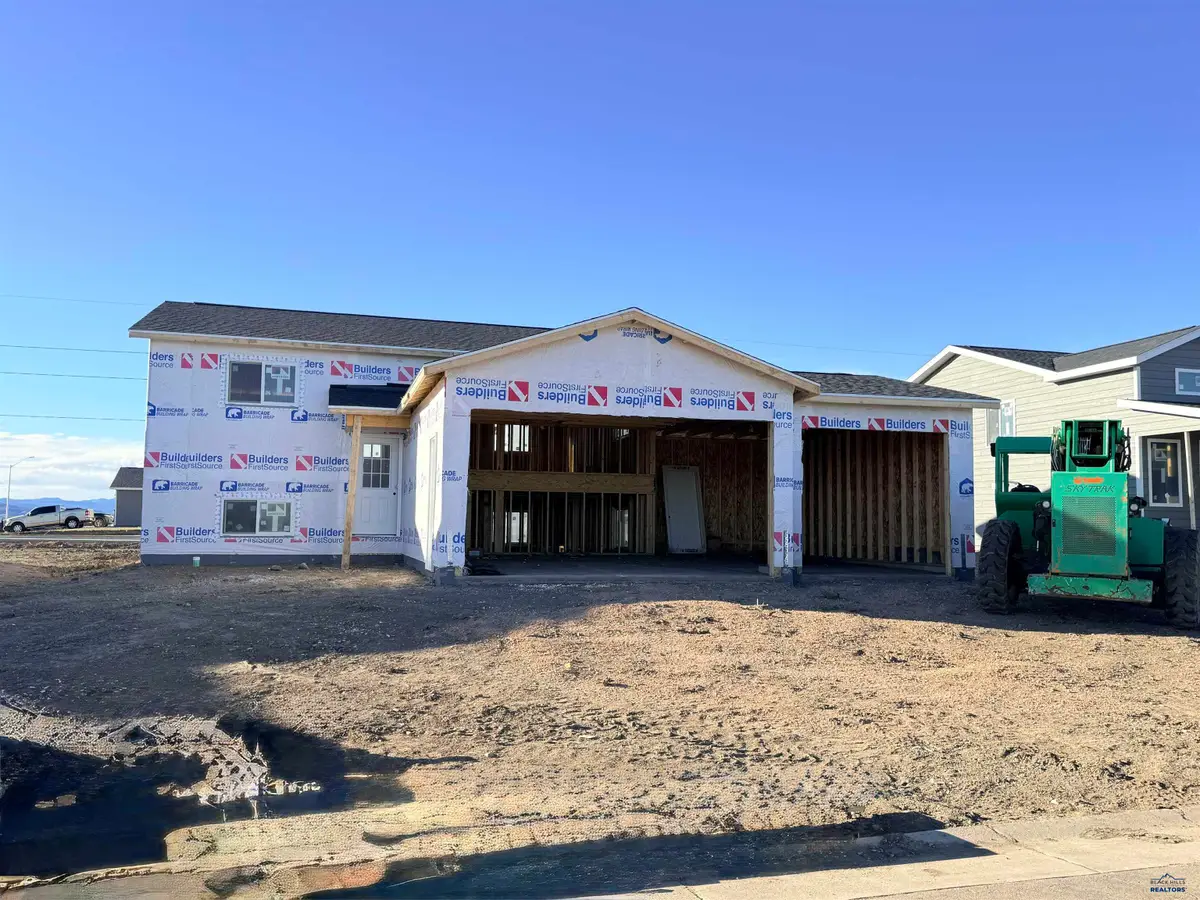 337 Ennen Dr, Rapid City, SD 57703 - Image #1