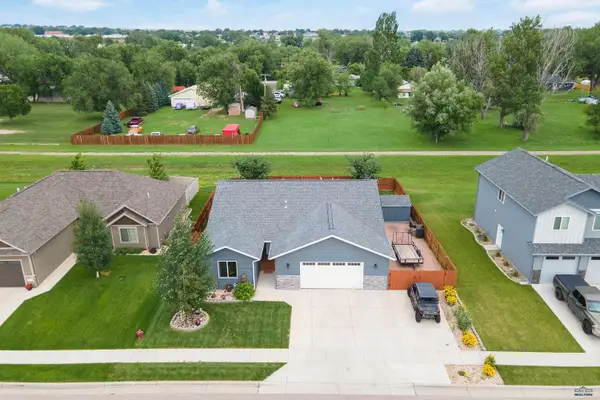 3034 Olive Grove Ct, Rapid City, SD 57703