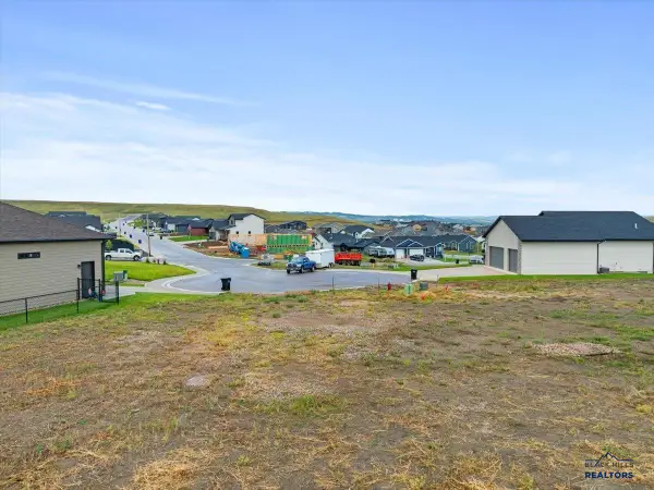 3119 Rombauer Dr, Rapid City, SD 57703