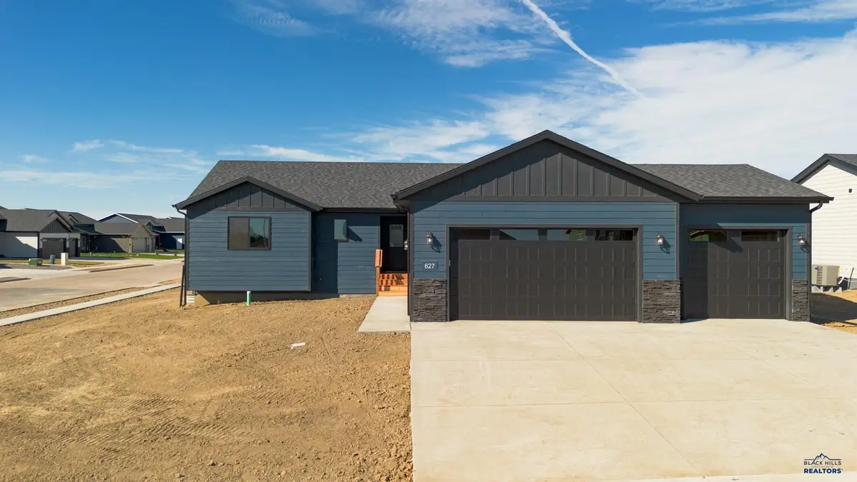 627 Bull Run Dr, Box Elder, SD 57719 - Image #1