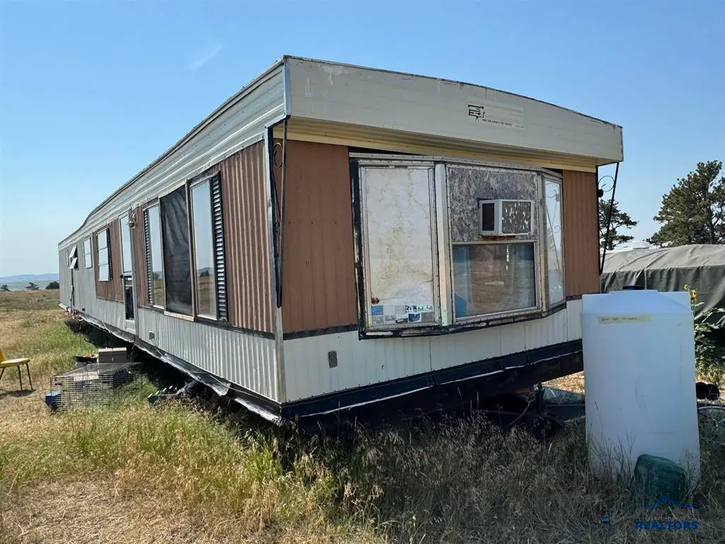 11965 Rocky Ford Rd, Edgemont, SD 57735 - Image #1