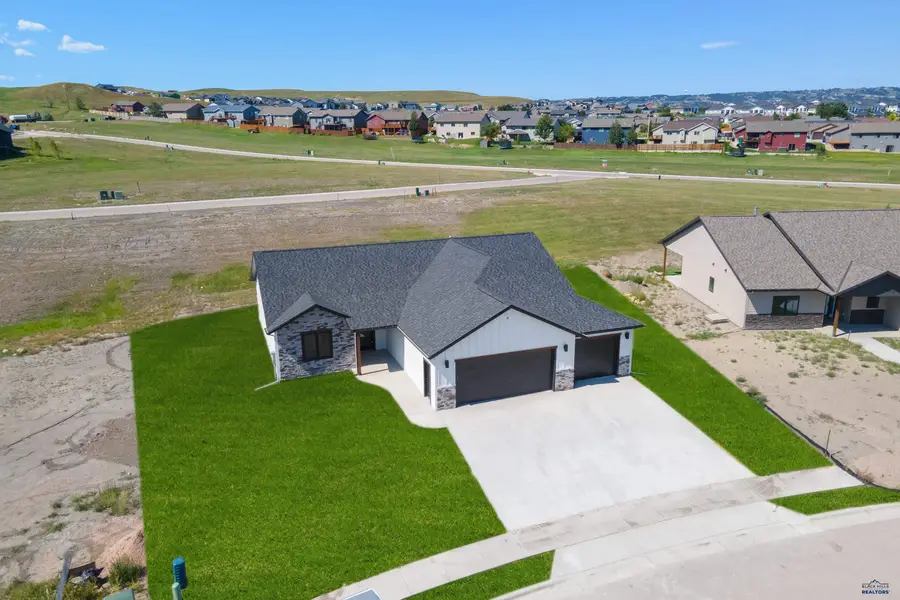 3333 Ping Dr, Rapid City, SD 57703-4508 - Image #2