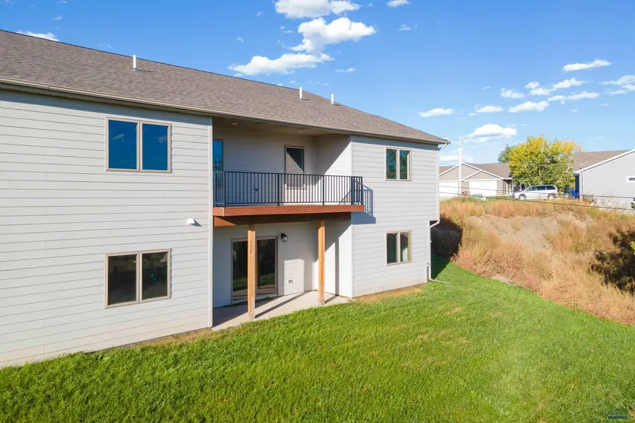 3051 Hoefer Ave, Rapid City, SD 57701 - Image #3