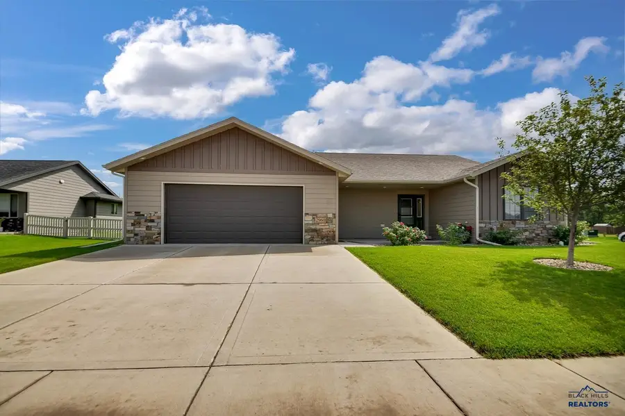 2960 Olive Grove Ct, Rapid City, SD 57703 - Image #2