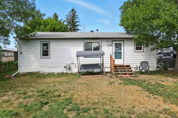 114 Anamosa, Rapid City, SD 57701