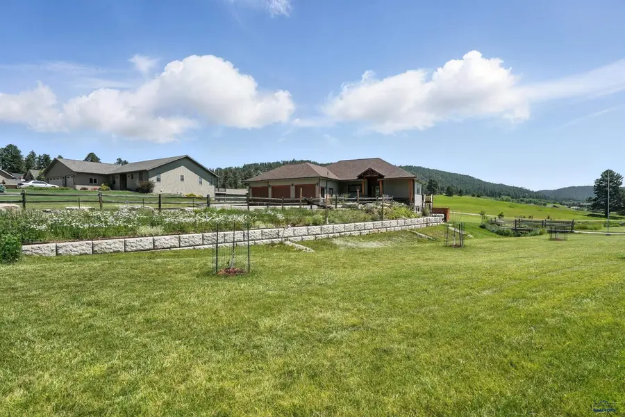 20694 Roosevelt Ct, Sturgis, SD 57785 - Image #3
