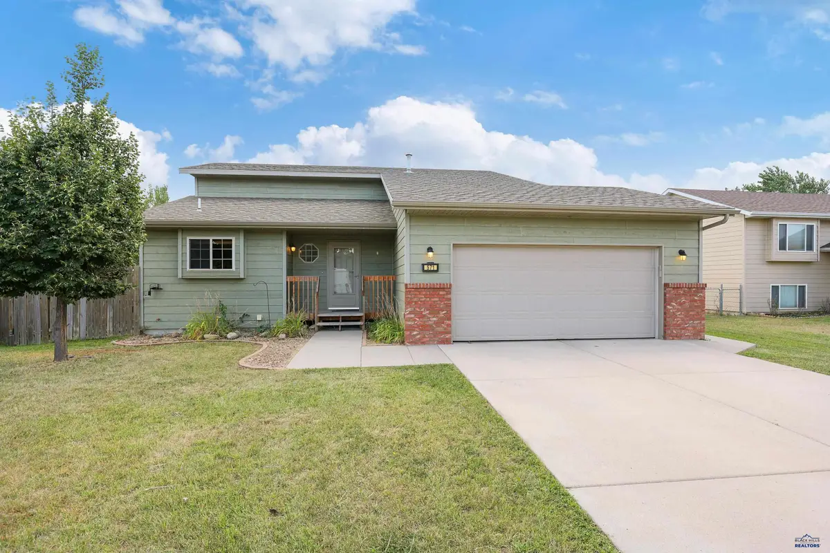 571 Plover Dr, Box Elder, SD 57719 - Image #1