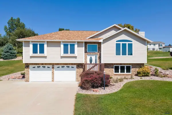 5550 Blue Stem Ct, Rapid City, SD 57702