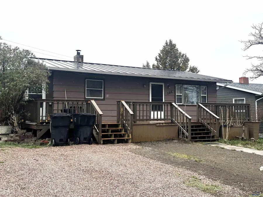 306 10th Ave, Edgemont, SD 57735 - Image #2