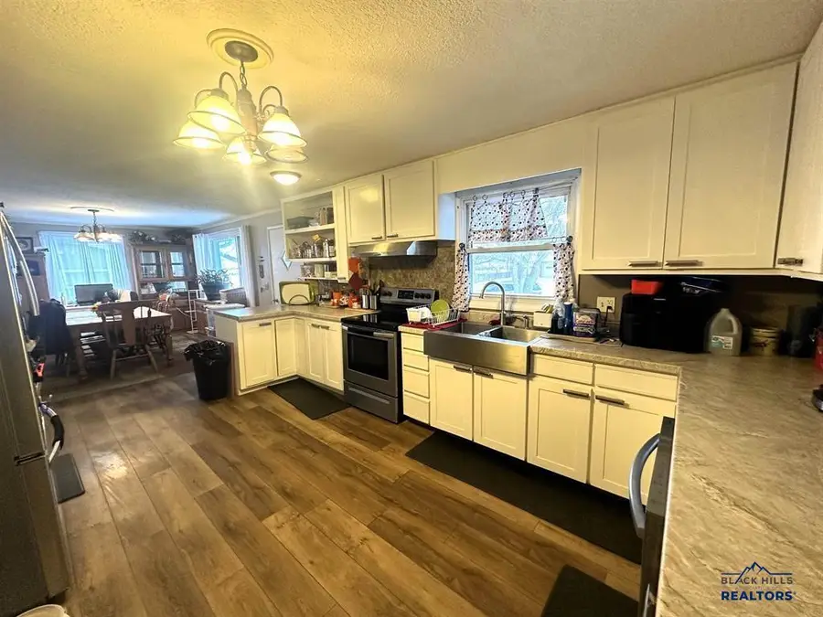 306 10th Ave, Edgemont, SD 57735 - Image #3