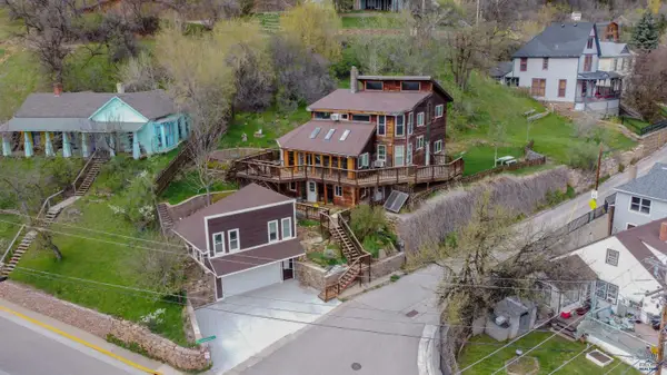 10 Centennial, Deadwood, SD 57732