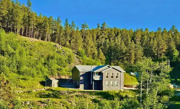 12815 Be Still Rd, Rapid City, SD (RAP), SD 57702