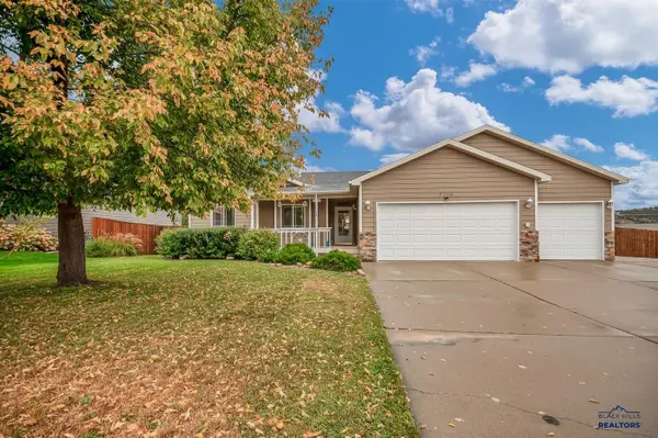 7219 Savannah Ln, Summerset, SD 57718