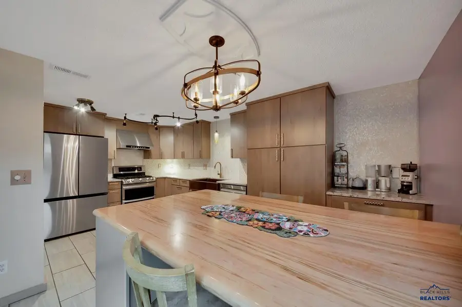 4828 Whispering Pines Dr, Rapid City, SD 57702 - Image #3