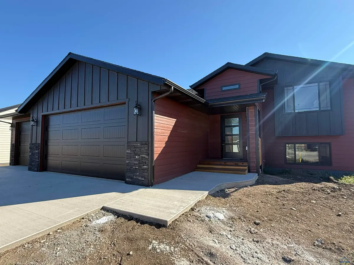 648 Eagle Ct, Box Elder, SD 57719 - Image #1