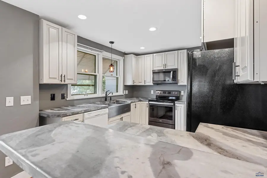 1115 Quincy, Rapid City, SD 57701 - #3