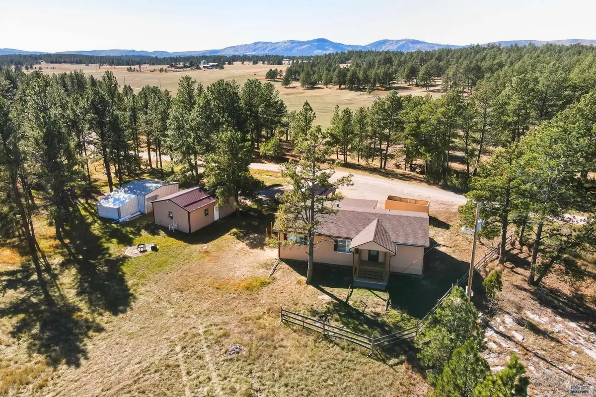25564 Old Cabin Rd, Edgemont, SD 57735 - Image #1