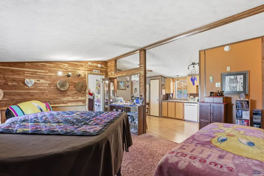 25564 Old Cabin Rd, Edgemont, SD 57735 - Image #2