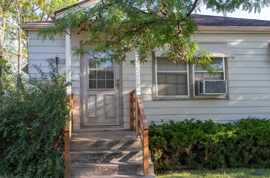 322 St Patrick, Rapid City, SD 57701-1 - Image #2