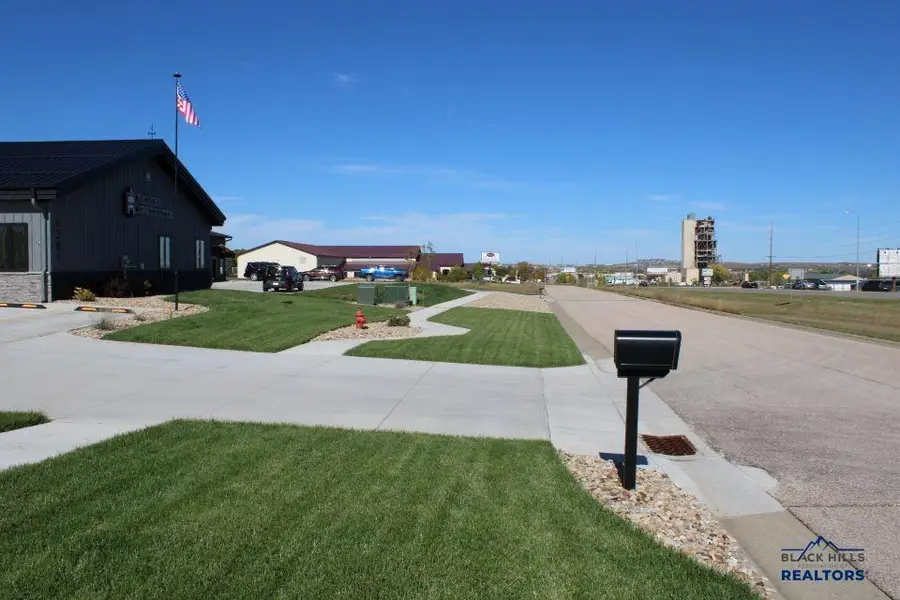 4307 Triple Crown Dr, Rapid City, SD 57701 - Image #3