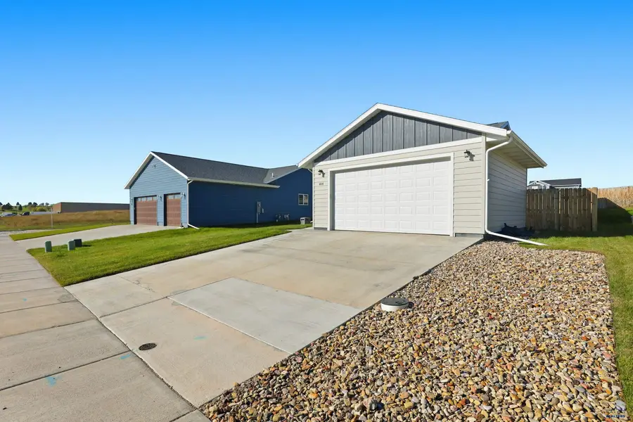 404 Yelner Dr, Box Elder, SD 57719 - Image #3