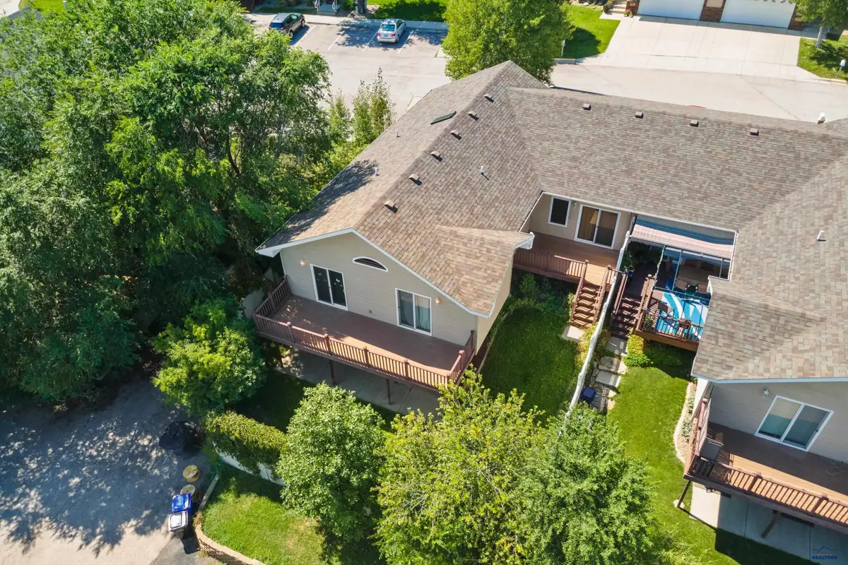 944 Stahl Ct, Rapid City, SD 57701 - Image #1