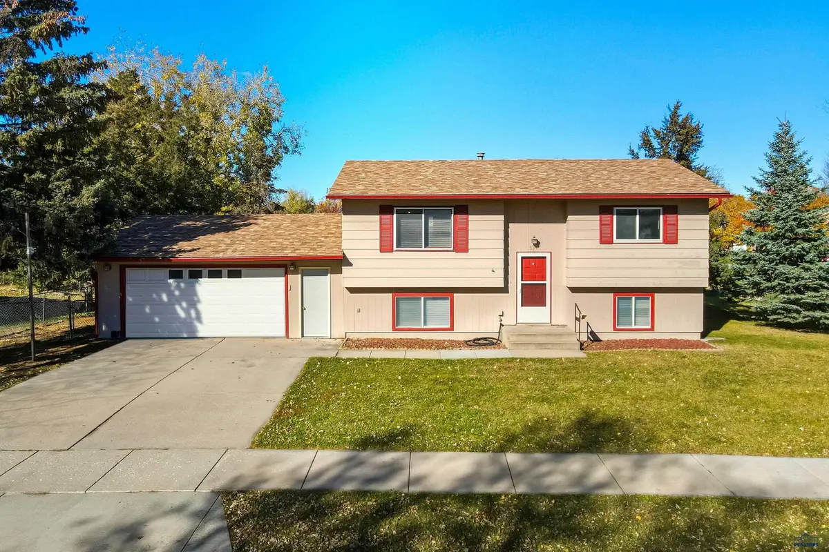 524 E Centennial, Rapid City, SD 57701 - Image #1