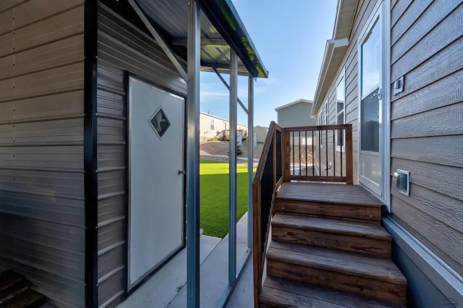 1717 E Philadelphia, Rapid City, SD 57703 - Image #3