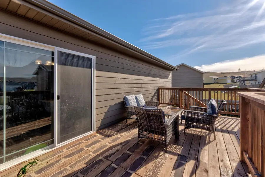 317 Bear Tooth Dr, Box Elder, SD 57719-0000 - Image #3