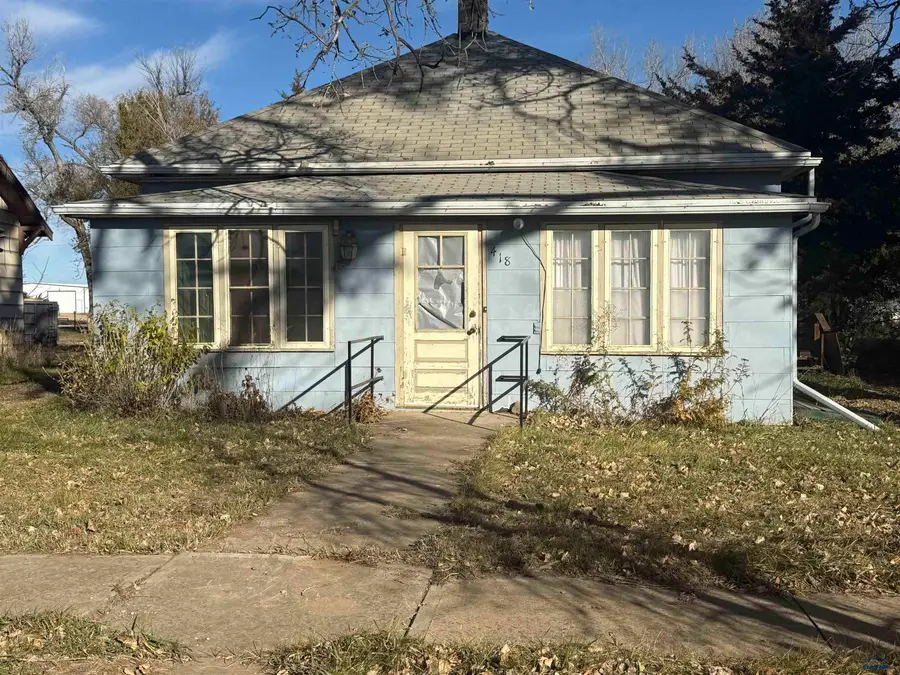418 3rd St, Newell, SD 57760 - Image #2
