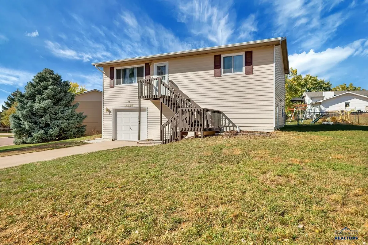 3224 Johnston Ln, Rapid City, SD 57703 - Image #1