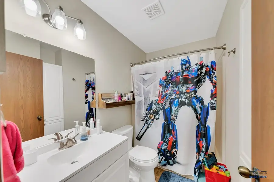 3224 Johnston Ln, Rapid City, SD 57703 - Image #3