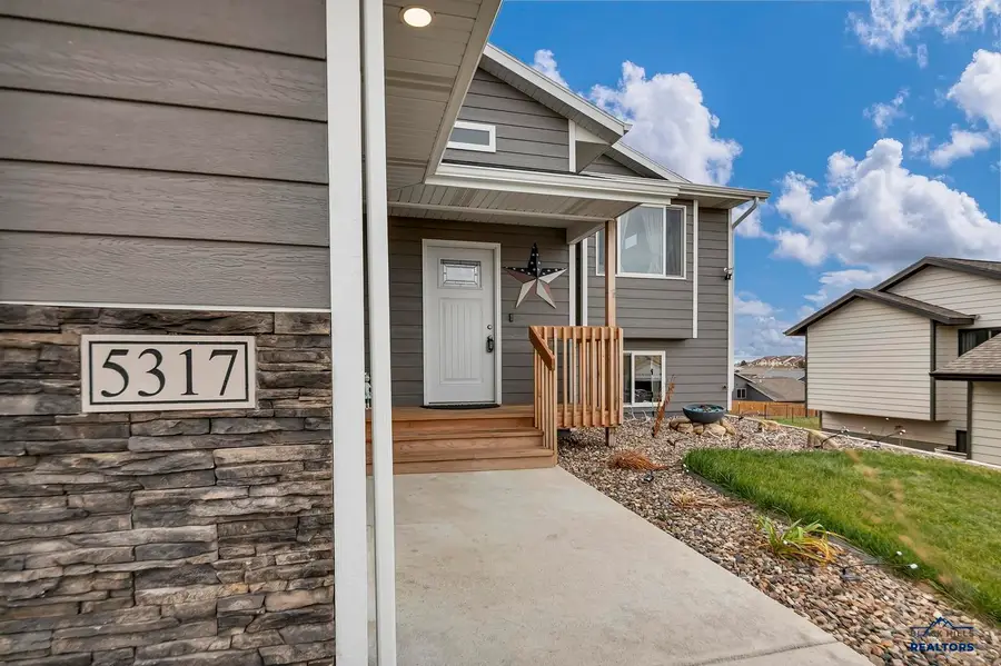 5317 Silverton St, Rapid City, SD 57703 - Image #2