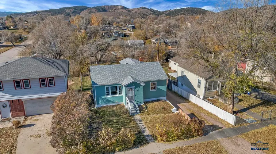 811 Blaine Ave, Rapid City, SD 57701 - Image #2