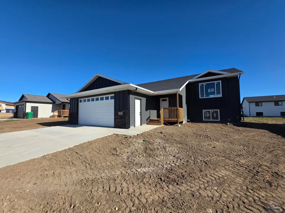 3960 Magnum Ct, Rapid City, SD 57703 - Image #1