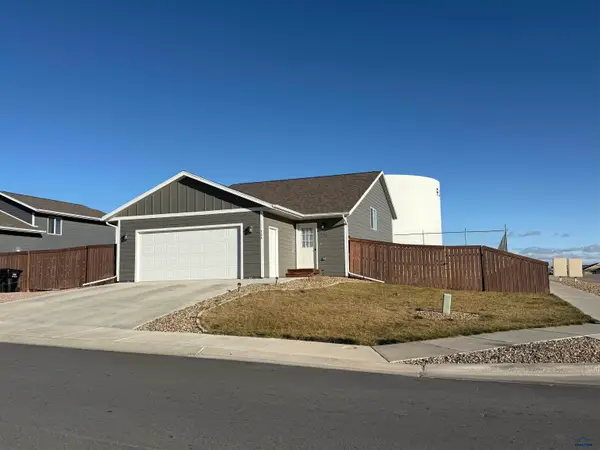724 Diamond Ridge Boulevard, Rapid City, SD 57703