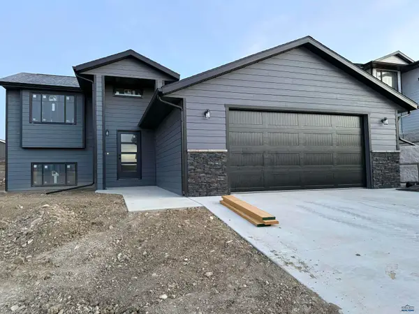 5320 Silverton St, Rapid City, SD 57703