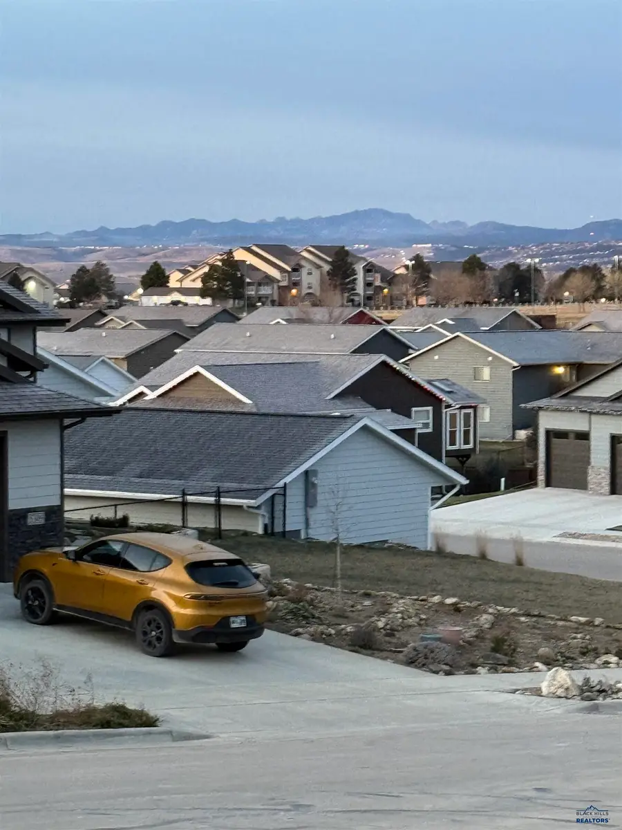 5320 Silverton St, Rapid City, SD 57703 - Image #3