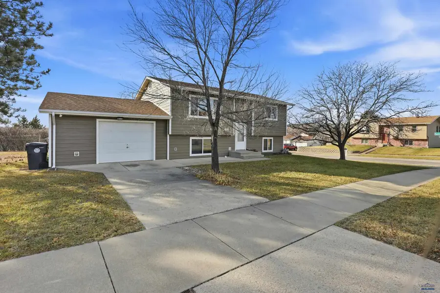 849 Sycamore, Rapid City, SD 57701 - Image #3