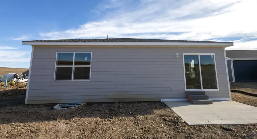 309 N Valley Dr, Rapid City, SD 57703 - Image #2
